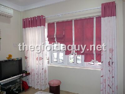 1ngan-chan-sat-khi-cua-ngoi-nha-nho-rem-cua