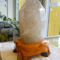 Tháp Thạch Anh trắng
