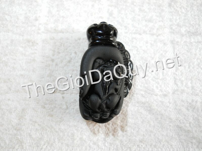 Tỳ Hưu tay Phật đá Obsidian